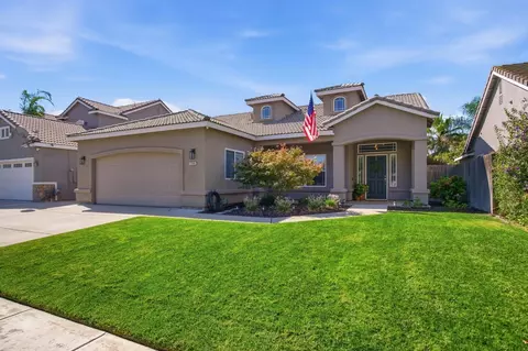 Exterior - 2186 Typhoon Ct, Turlock, CA 95380 photo 2 of 6