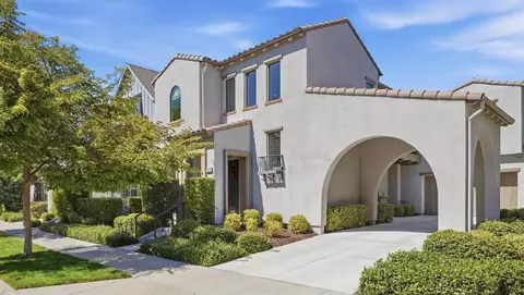3325 Dullanty Way, Sacramento, CA 95816