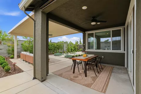 Exterior - 979 Carson River Dr, Lincoln, CA 95648 photo 3 of 10