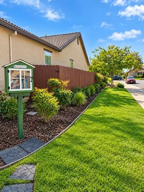 Exterior - 1208 Wise Way, Galt, CA 95632 photo 5 of 5