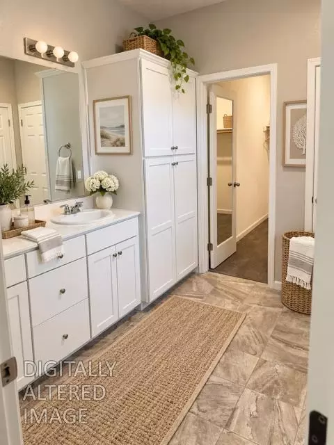 Bath - 1208 Wise Way, Galt, CA 95632 photo 3 of 4