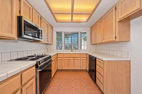 Kitchen - 5237 Janell Way, Carmichael, CA 95608 photo 1 of 4