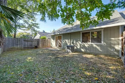 Exterior - 5237 Janell Way, Carmichael, CA 95608 photo 6 of 8