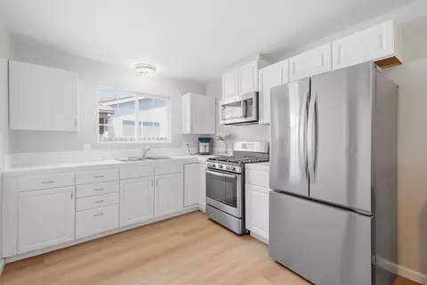 Kitchen - 494 Ore St, Manteca, CA 95336 photo 1 of 2