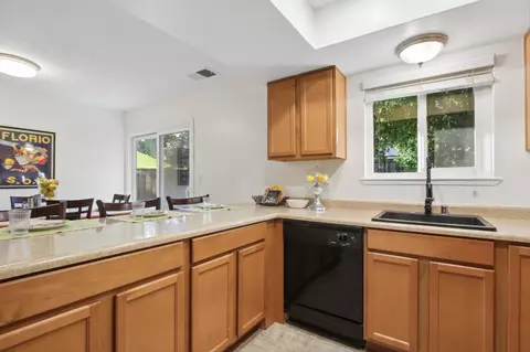 Kitchen - 2512 Denison Dr, Davis, CA 95618 photo 4 of 5