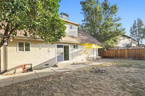 Exterior - 2512 Denison Dr, Davis, CA 95618 photo 5 of 7