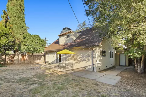 Exterior - 2512 Denison Dr, Davis, CA 95618 photo 2 of 7