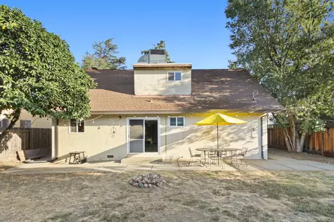 Exterior - 2512 Denison Dr, Davis, CA 95618 photo 4 of 7