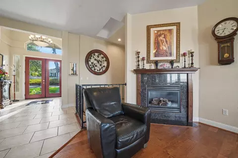 Entry Way - 250 Endicott Ave, Jackson, CA 95642 photo 8 of 11