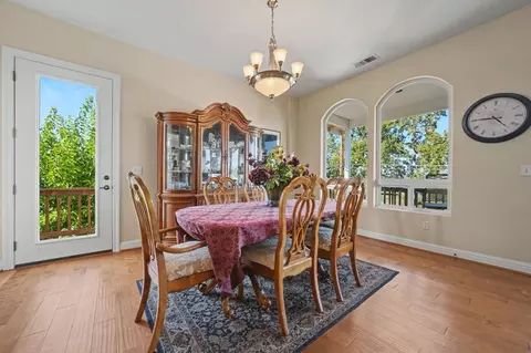 Dining - 250 Endicott Ave, Jackson, CA 95642 photo 4 of 6