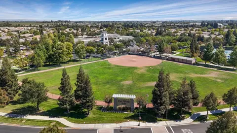 View/Area - 2651 Glen Echo Ln, Manteca, CA 95336 photo 18 of 23