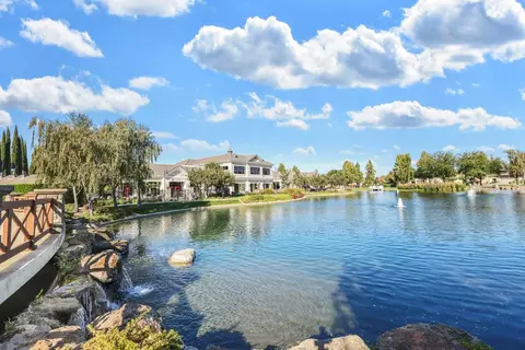 View/Area - 2651 Glen Echo Ln, Manteca, CA 95336 photo 5 of 23