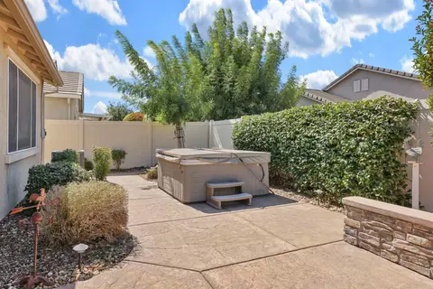 Exterior - 2651 Glen Echo Ln, Manteca, CA 95336 photo 8 of 8