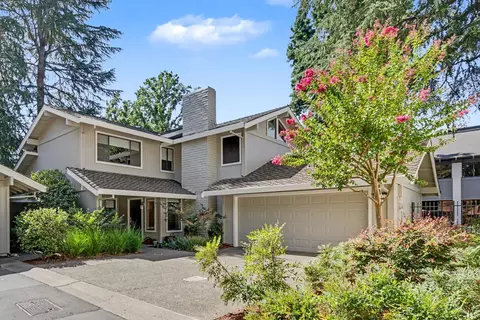 2002 University Park Dr, Sacramento, CA 95825