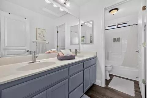 Bath - 2612 Dorset Ln, Tracy, CA 95377 photo 3 of 5