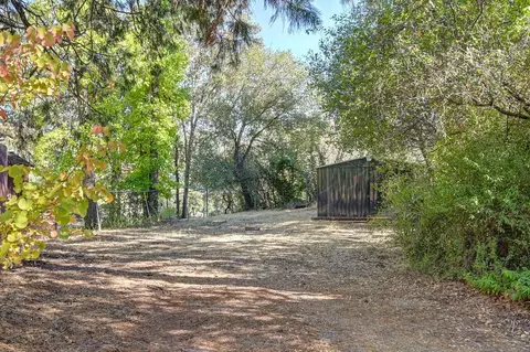 Exterior - 1128 Locust Ave, Placerville, CA 95667 photo 9 of 14
