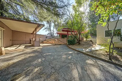 Exterior - 1128 Locust Ave, Placerville, CA 95667 photo 13 of 14