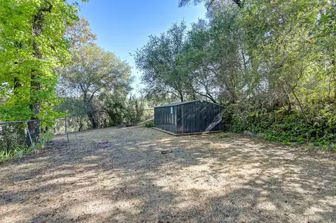 Exterior - 1128 Locust Ave, Placerville, CA 95667 photo 10 of 14
