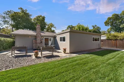 Exterior - 2510 Bueno Dr, Davis, CA 95616 photo 7 of 8