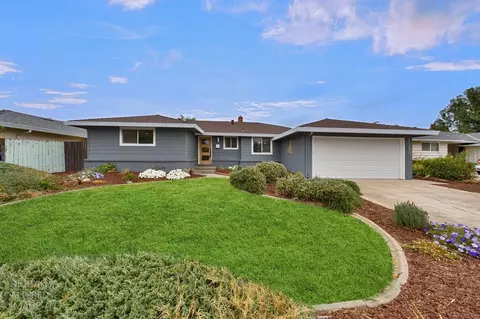 1339 Palomar Cir, Sacramento, CA 95831