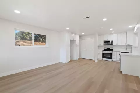 Living - 3436 Davis Dr, Burson, CA 95225 photo 2 of 6