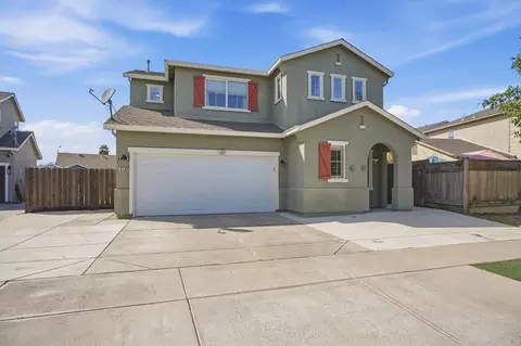 Exterior - 4185 Pathway Ln, Turlock, CA 95382 photo 2 of 9