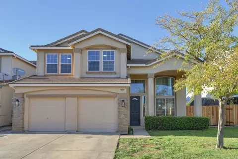 9459 Misty River Way, Elk Grove, CA 95624
