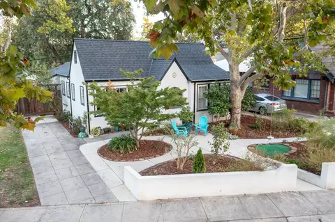 2813 27th St, Sacramento, CA 95818