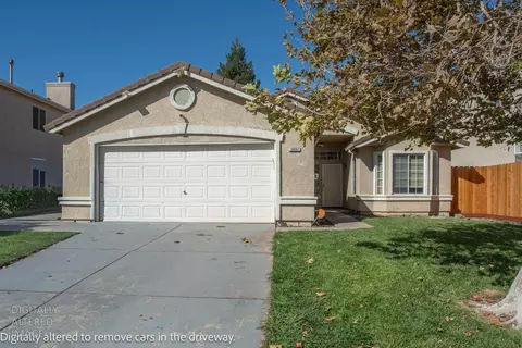 10457 River Oaks Dr, Stockton, CA 95209