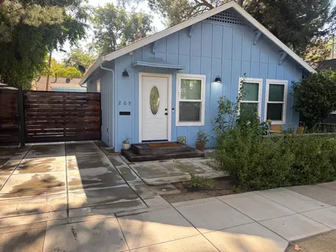 209 Alhambra Blvd, Sacramento, CA 95816