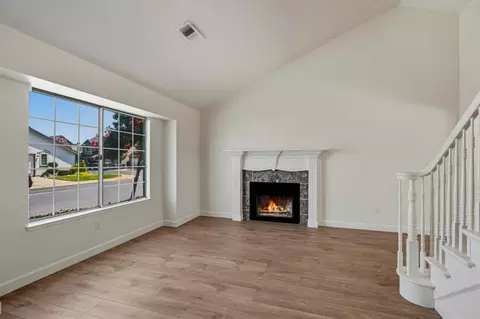 Living - 2025 Hearthstone Ln, Modesto, CA 95355 photo 1 of 6