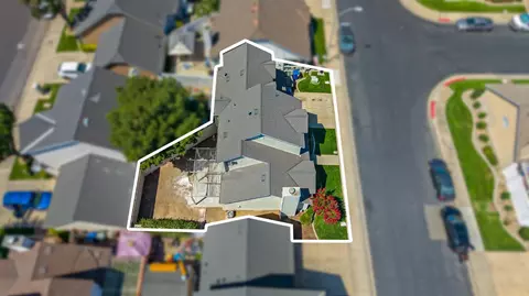 View/Area - 2025 Hearthstone Ln, Modesto, CA 95355 photo 3 of 7