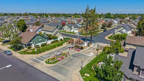 View/Area - 2025 Hearthstone Ln, Modesto, CA 95355 photo 6 of 7