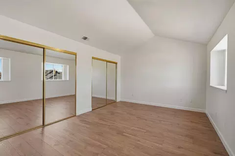 Bedroom - 2025 Hearthstone Ln, Modesto, CA 95355 photo 4 of 5