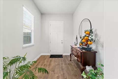 1409 Peach, Manteca, CA 95337 photo 3