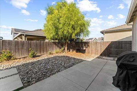 1409 Peach, Manteca, CA 95337 photo 27