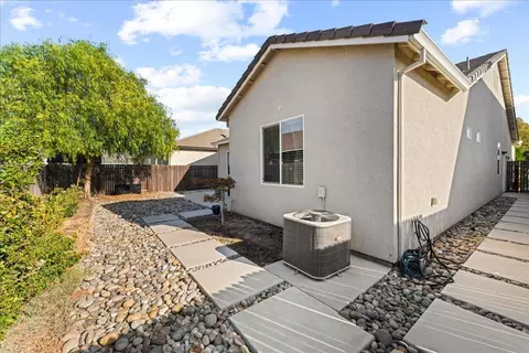 1409 Peach, Manteca, CA 95337 photo 30