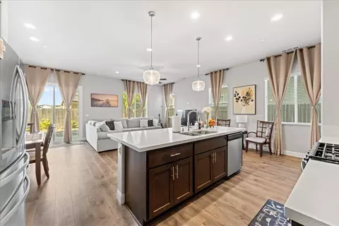 1409 Peach, Manteca, CA 95337 photo 8