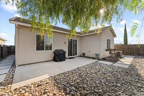 1409 Peach, Manteca, CA 95337 photo 29