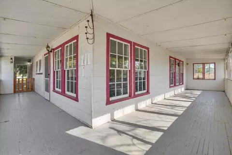 Exterior - 30000 E Kasson 4d15 Oak Ln Rd, Tracy, CA 95304 photo 2 of 10