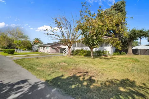 Exterior - 30000 E Kasson 4d15 Oak Ln Rd, Tracy, CA 95304 photo 1 of 10