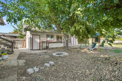 Exterior - 30000 E Kasson 4d15 Oak Ln Rd, Tracy, CA 95304 photo 6 of 10