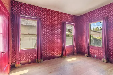 Bedroom - 119 Park Ave, Modesto, CA 95354 photo 2 of 10