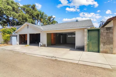 Exterior - 119 Park Ave, Modesto, CA 95354 photo 10 of 11