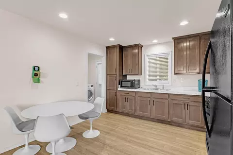 Kitchen - 993 Kaizen Way, Olivehurst, CA 95961 photo 2 of 4