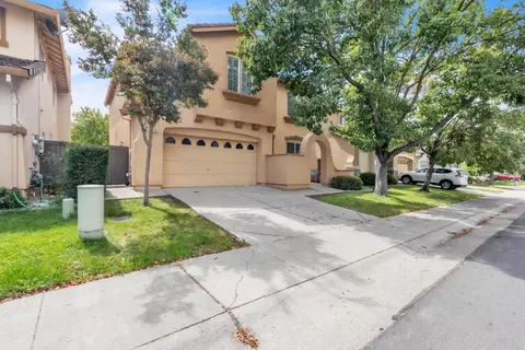 2140 Mabry Dr, Sacramento, CA 95835