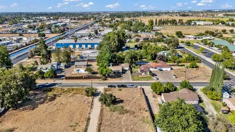 View/Area - 3301 Don Pedro Rd, Ceres, CA 95307 photo 2 of 7