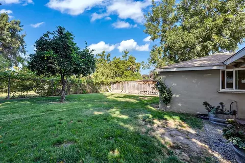 Exterior - 3301 Don Pedro Rd, Ceres, CA 95307 photo 5 of 6