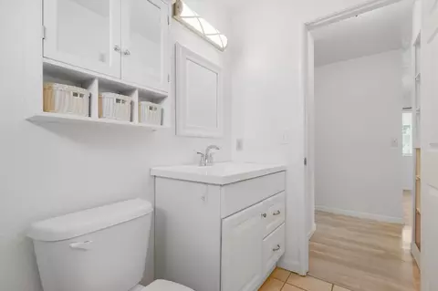 Bath - 10073 N St, Live Oak, CA 95953 photo 2 of 3
