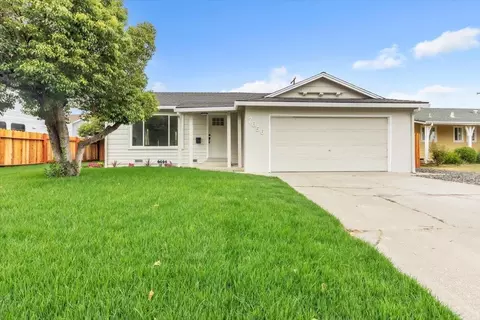7656 Lytle St, Sacramento, CA 95832